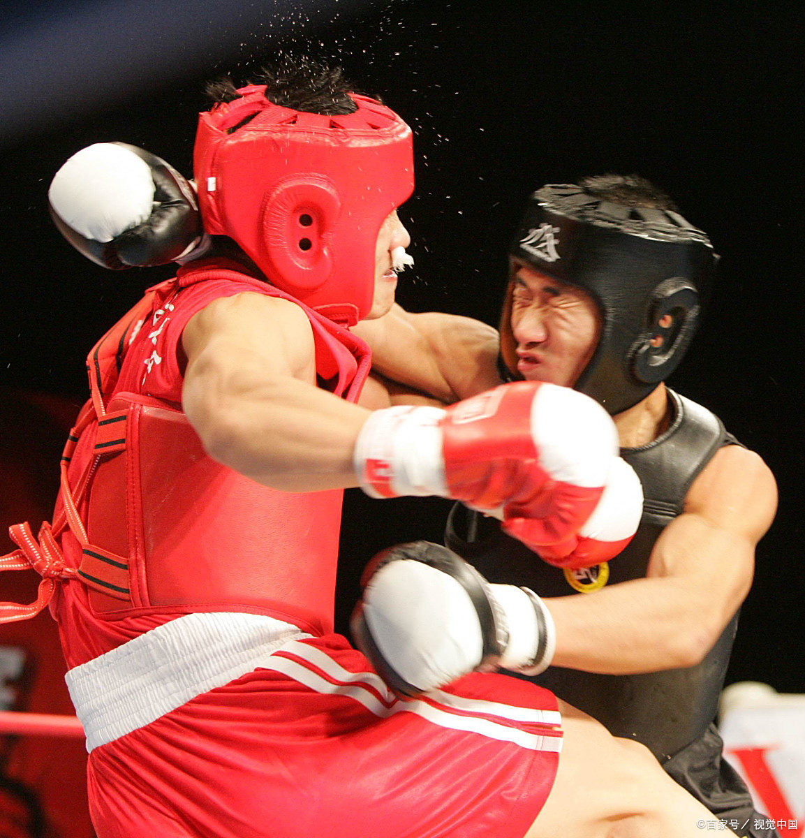 轻松击败对手，实力雄厚令人惊叹的简单介绍