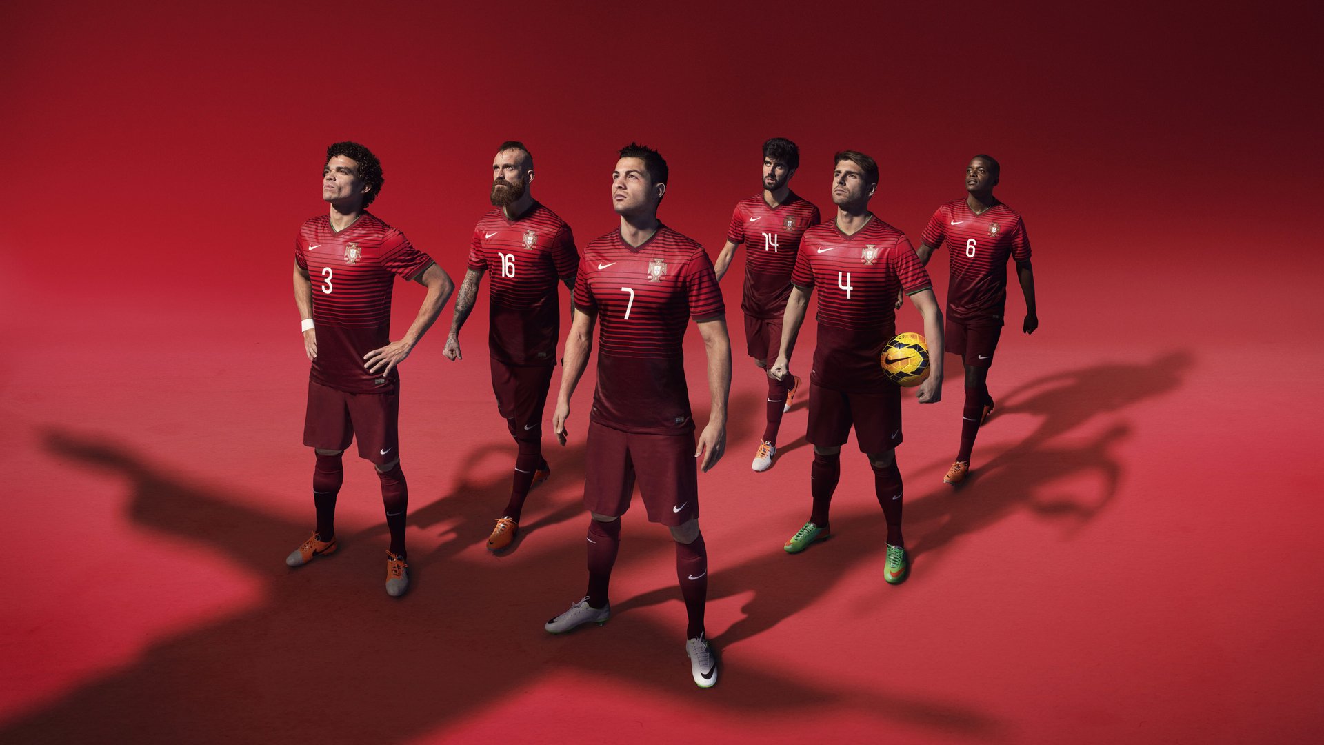 红牛强压，萨拉赫一剑封喉，那不勒斯在莱比锡的战术牢笼中窒息