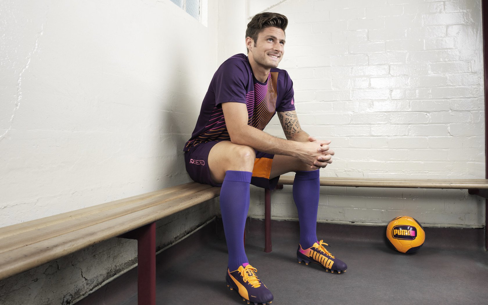 F1新赛季揭幕战与英超焦点战,速度与激情的双重奏