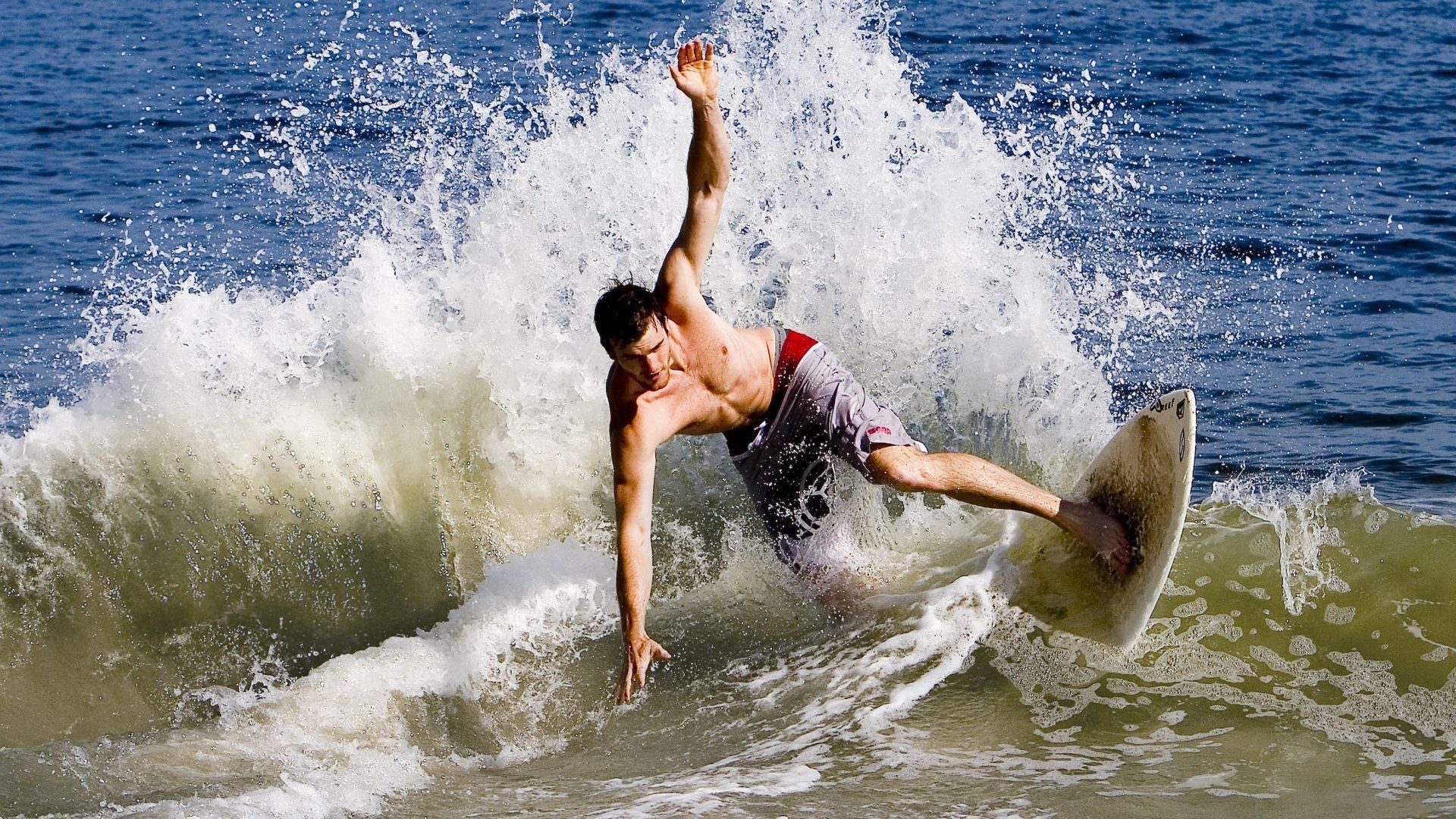 东决关键战之夜,赖斯用实力证明自己